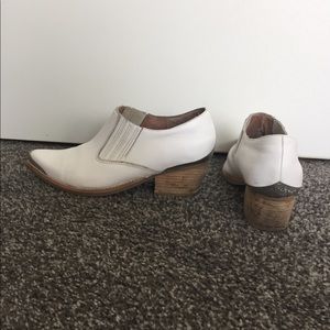 Jeffrey Campbell white heeled boots